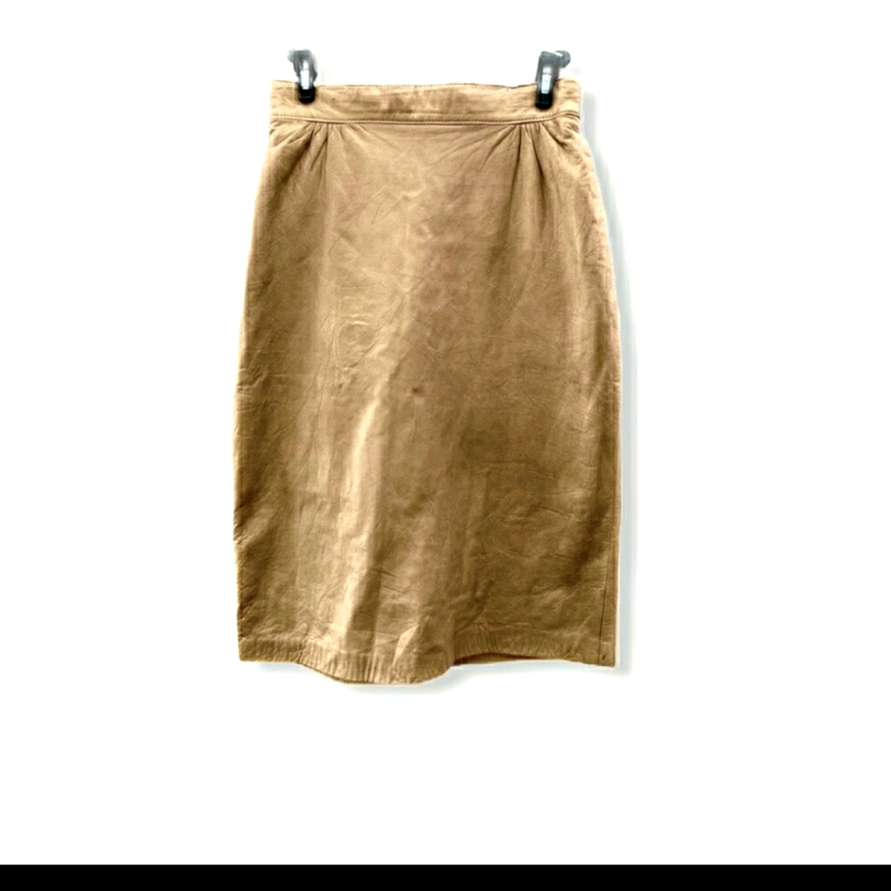 Vntage leather skirt  .Agustina.